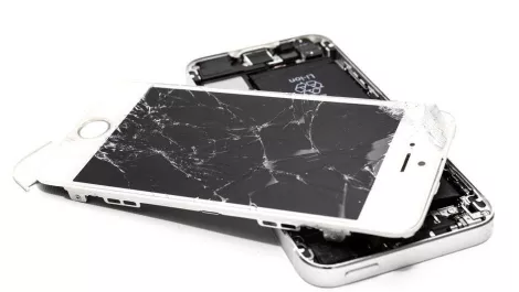 Accident broken cellphone 1388947
