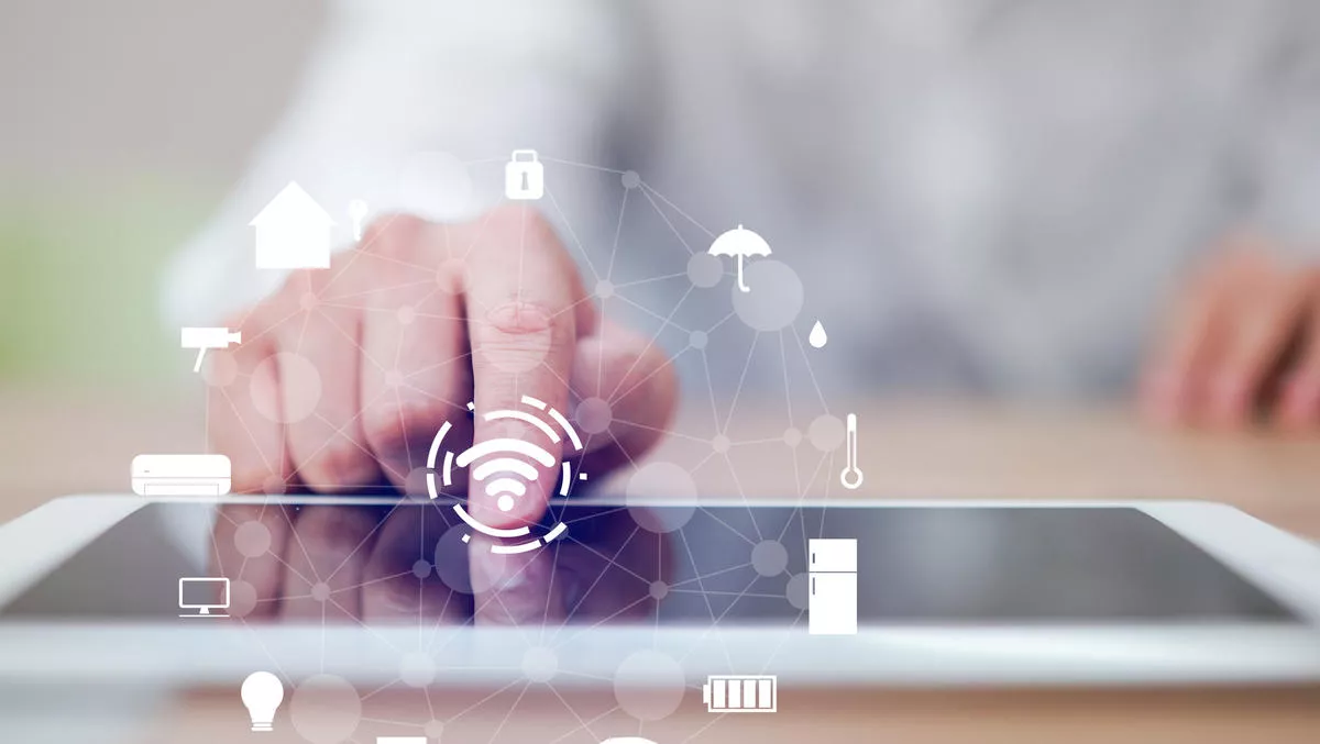 One in five employees download commercially sensitive files onto personal devices