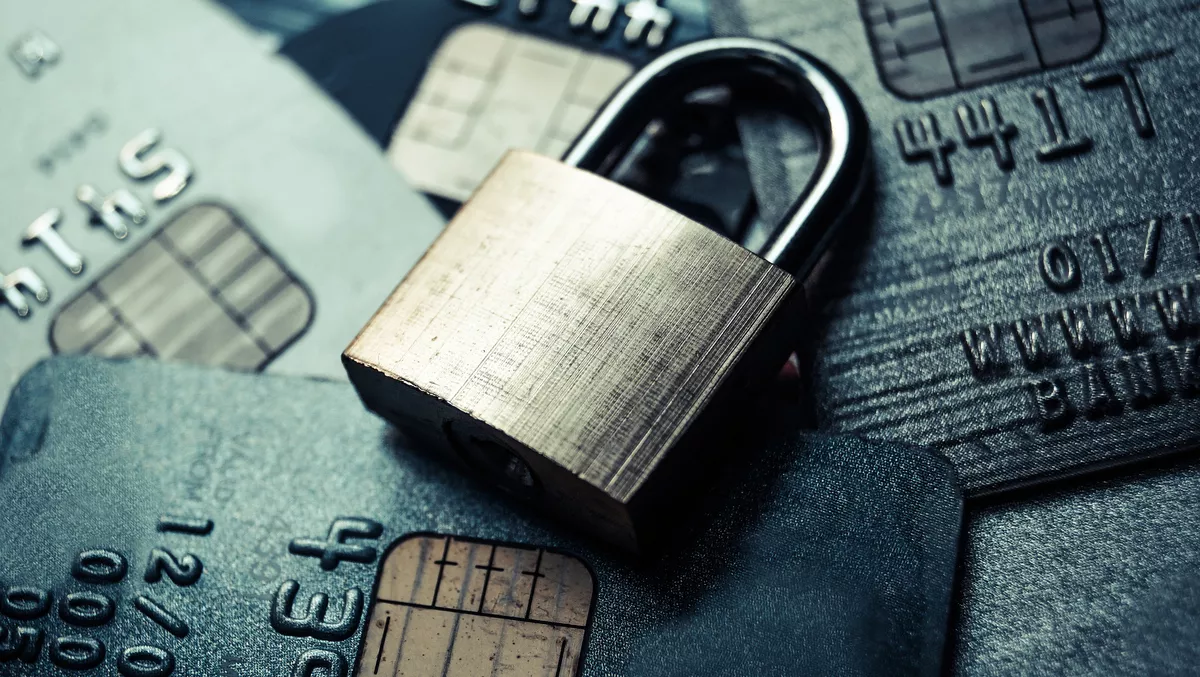 Fintech expert urges caution when it comes to online banking details