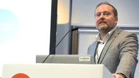 Lee adams ceo cantarus speaking at memberwise