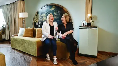 Hey savi co founders vic peppiatt and sarah daniel reduced